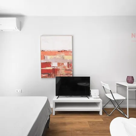 Arama, Nilie Hospitality Mgmt Apartment