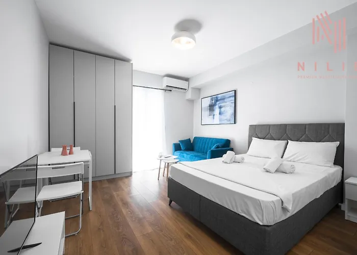 Arama, Nilie Hospitality Mgmt
